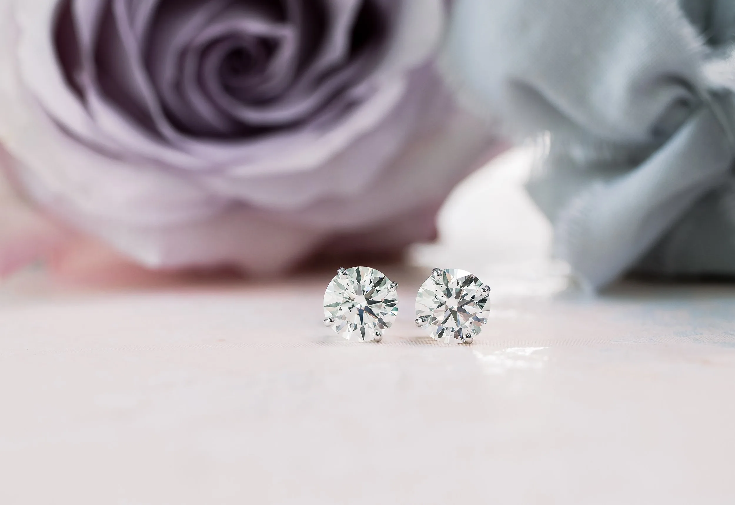 Best lab diamond stud earrings